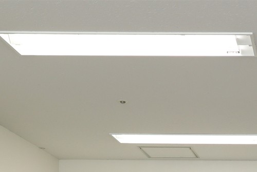 省エネ対応照明器具の導入